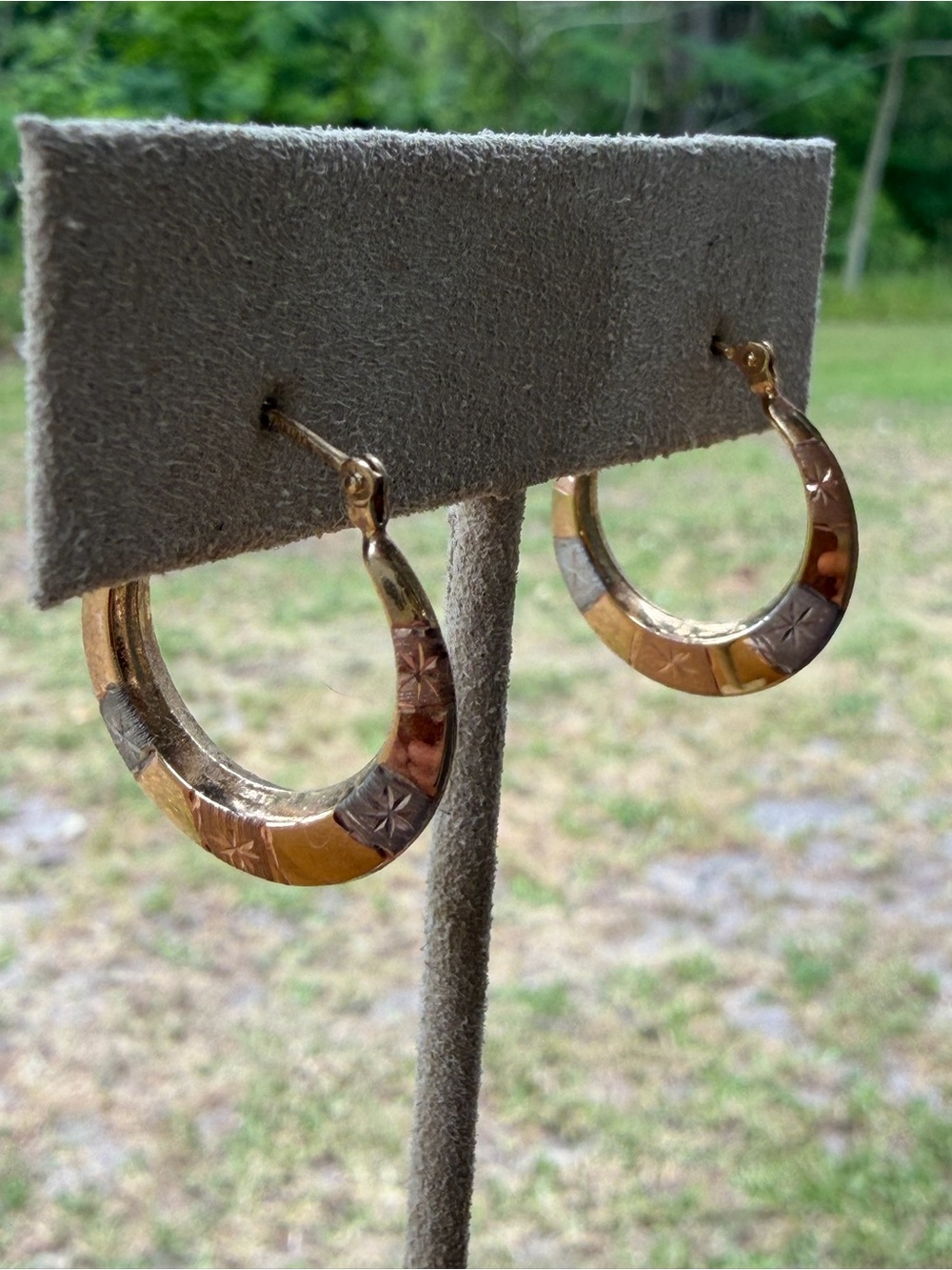 14K Tri-Color Gold Vintage Hoop Earrings 1.4g